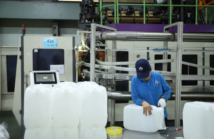 Cơ hội ngành nhựa còn lớn nhưng thách thức từ xanh hóa không nhỏ